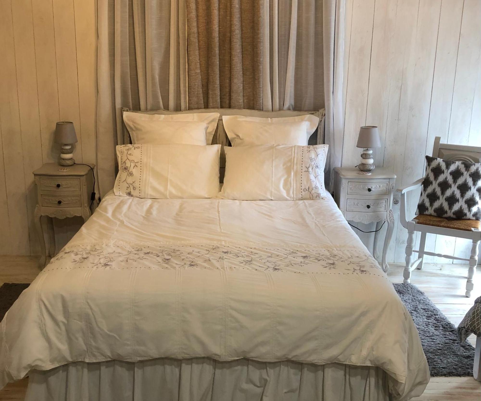 The House Of Lavender Bed & Breakfast Queaux